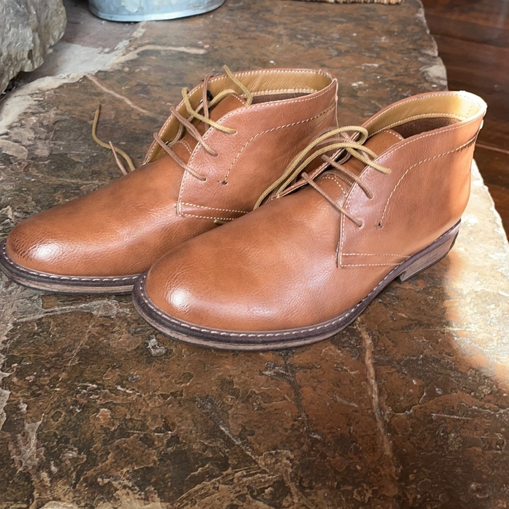 Men’s Size 8 Dress Shoes